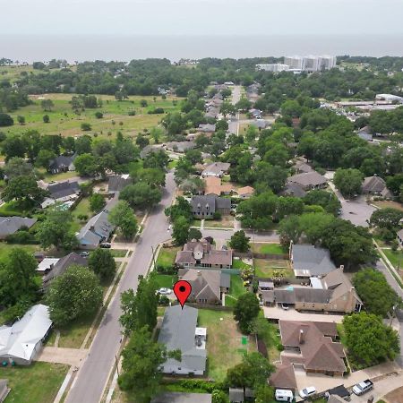 Ranch Home Gem 5Br Home Sleeps 12 With Game Room Gulfport Exterior photo